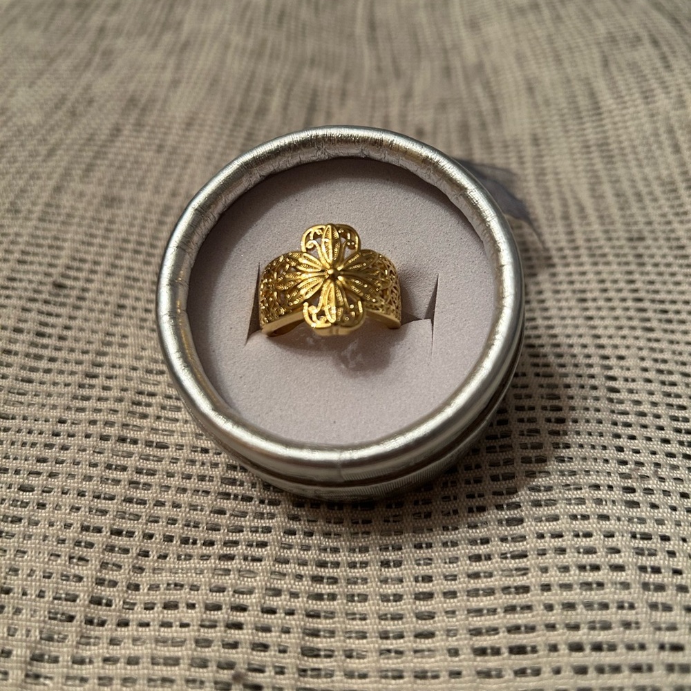 Gold Floral Filigree Women's Ring